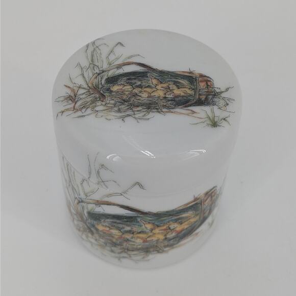 Duckling Nest Porcelain Trinket Jewelry Stash Box Lidded 1970s Mary Mugg Enesco - Picture 2 of 10